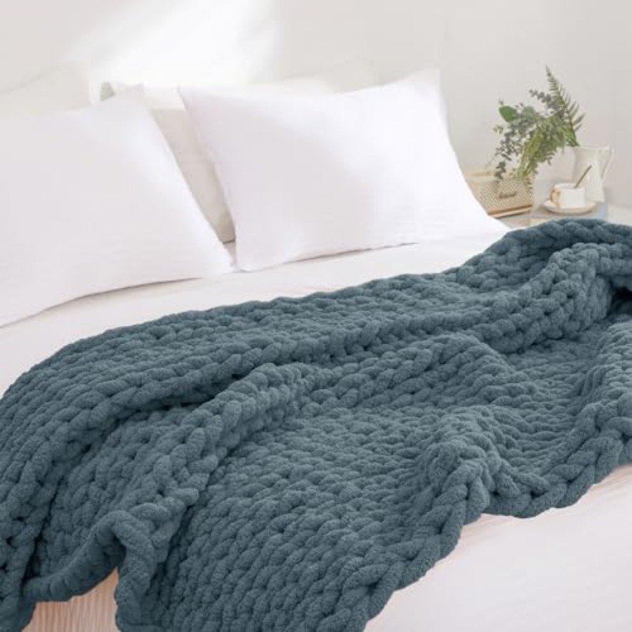 Chunky Knit Throw Blanket for  - مراجعة Throw Blanket Chunky Knit وسعره