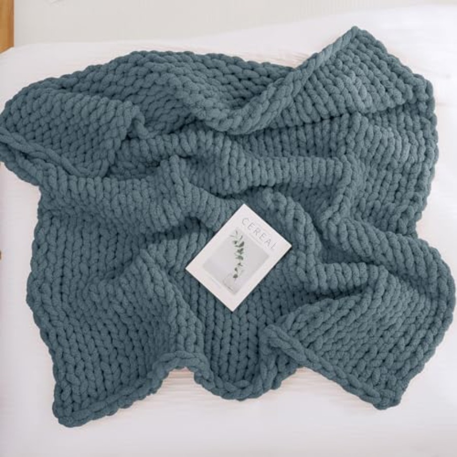 Chunky Knit Throw Blanket for  - مراجعة Throw Blanket Chunky Knit وسعره