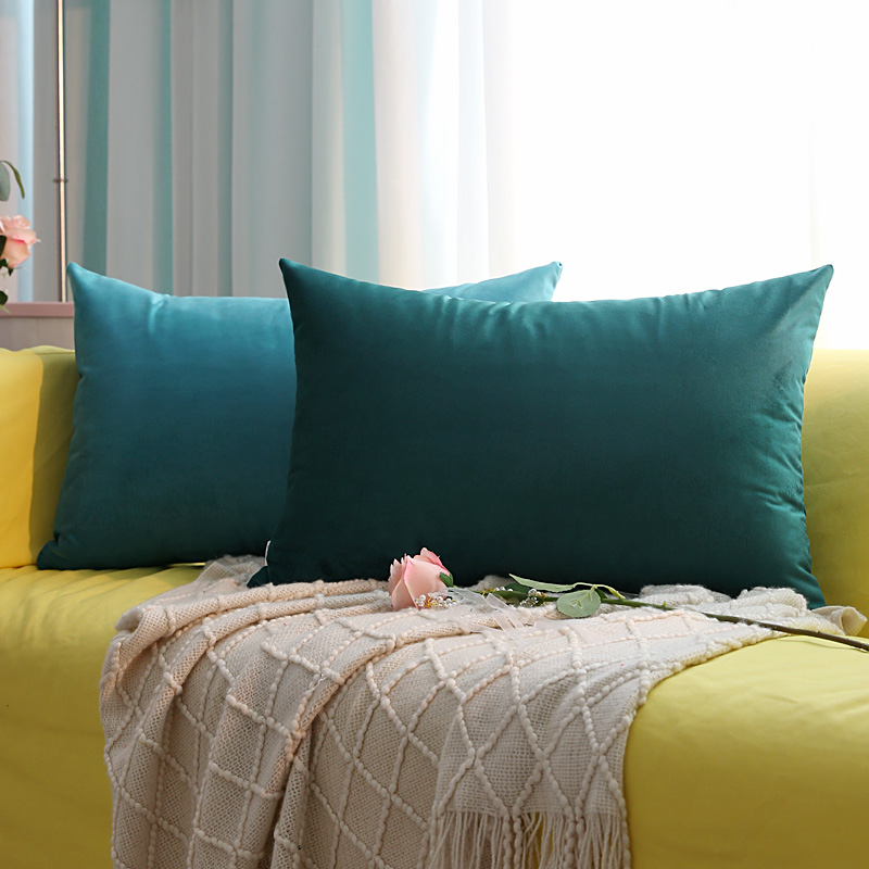 Soft Velvet Cushion Covers Pla - مراجعة Pillow Cover 20X20 وسعره