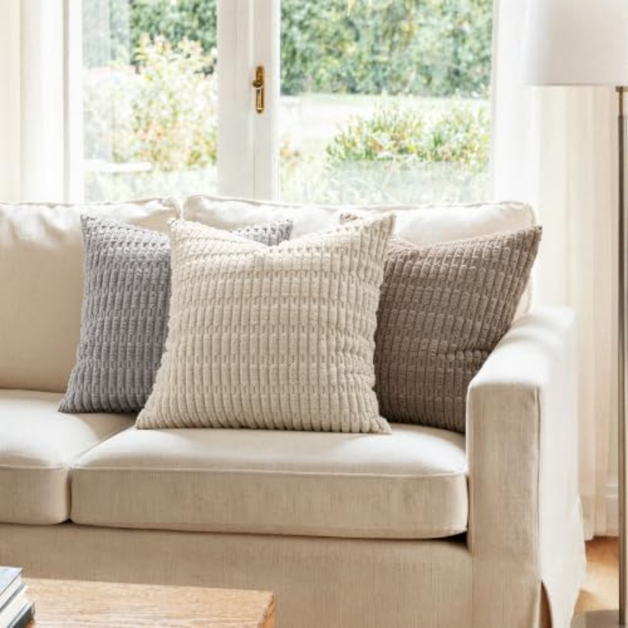 Pack of 2 Corduroy Decorative  - مراجعة Pillow Cover 20X20 وسعره